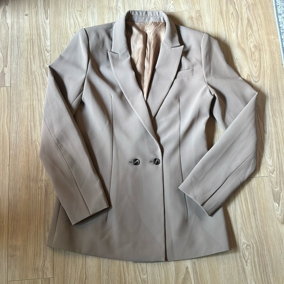 CAMEL DOUBLE BUTTON BLAZER - Picture 1 of 4